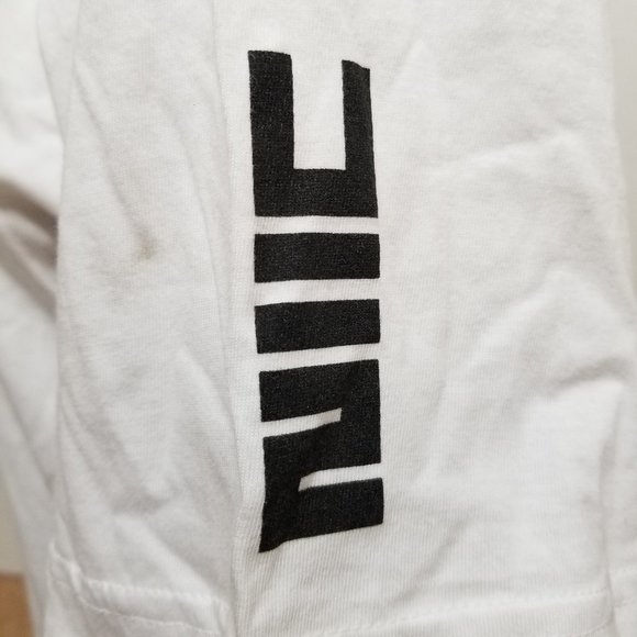 U2 shirt Medium Let Me In The Sound lyric graphic band merch Get On Your Boots - Picture 6 of 10